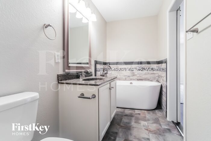 Building Photo - 5705 Addington Dr