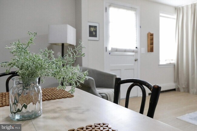 Building Photo - 1900 Princess Anne St