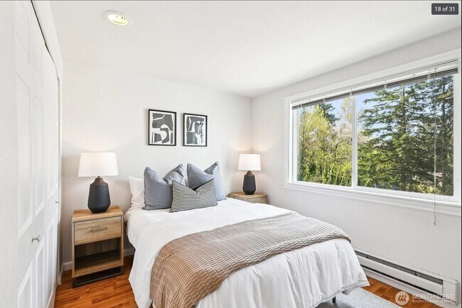 Building Photo - 9484 Redmond - Woodinville Rd NE