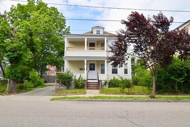 Primary Photo - 26 Sturtevant Ave