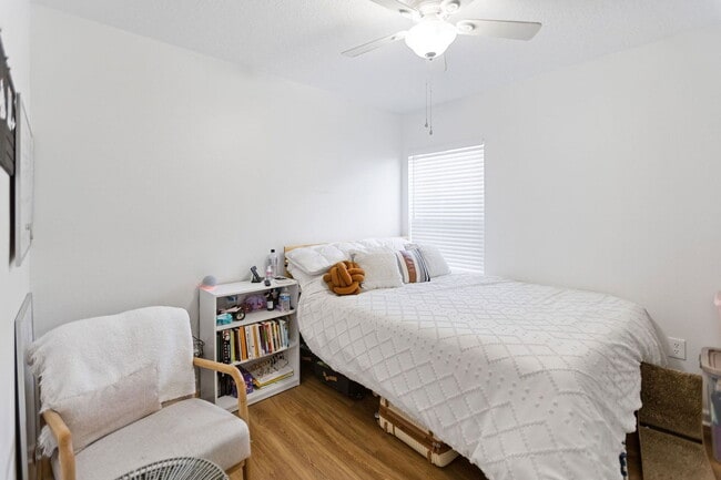 Building Photo - 2718 Conch Hollow Dr