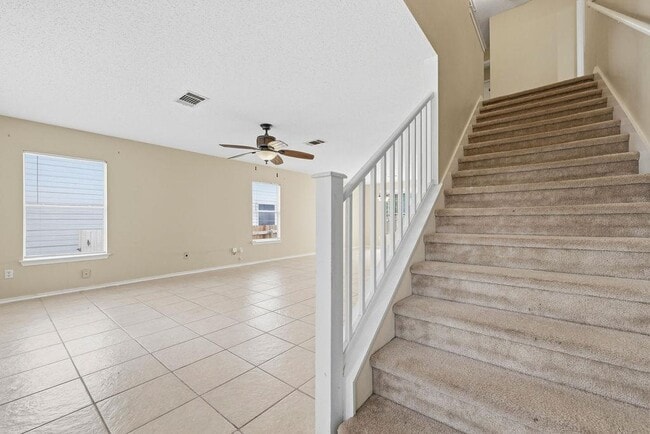 Building Photo - 1109 Bradbury Ln