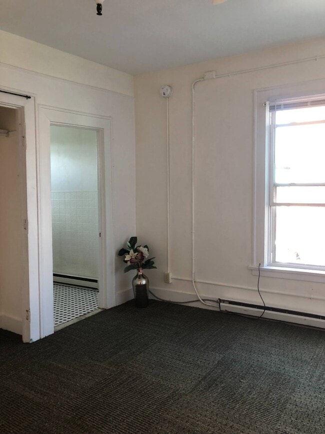 Building Photo - 132 Jay St