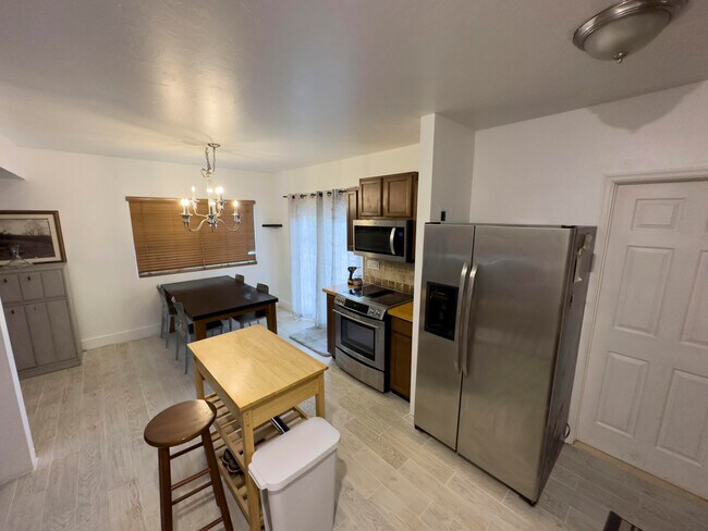 Building Photo - 5959 SW 59th St