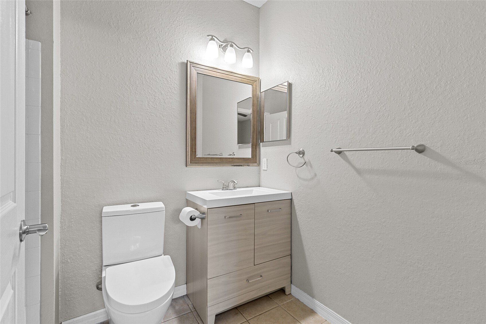 Building Photo - 1175 Lake Shadow Cir