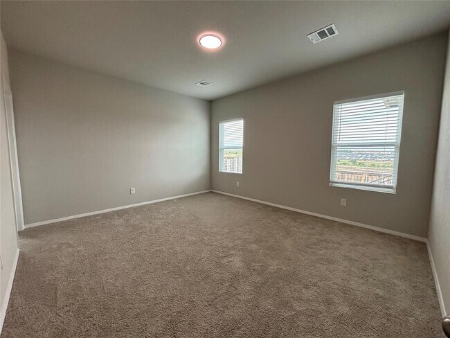 Building Photo - 11616 Comano Dr