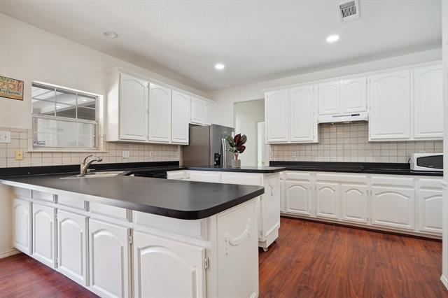 Building Photo - 4120 Kingsferry Dr