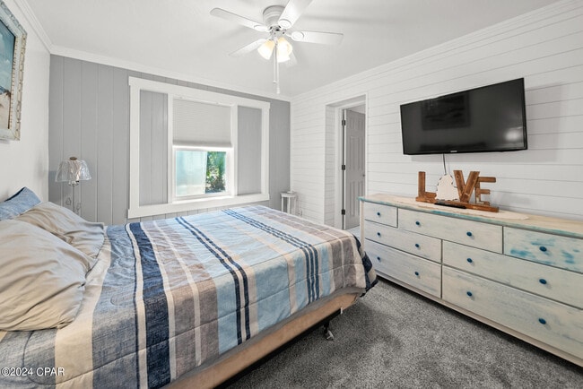 Building Photo - 412 Lantana St