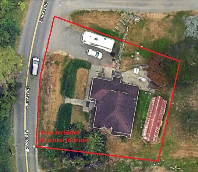 Building Photo - Private old world charm 3 bed, 1 bath home with tons of storage options!