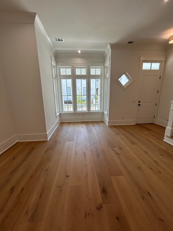 Building Photo - West 38th Street - 310