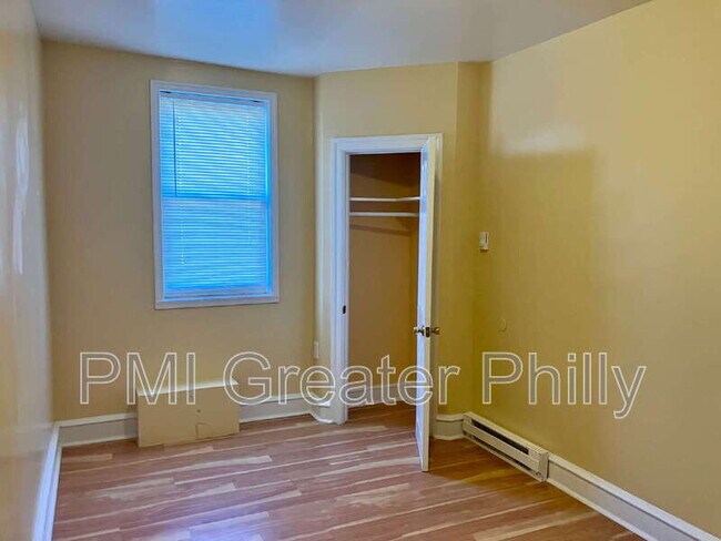 Building Photo - 1705 Bridge St