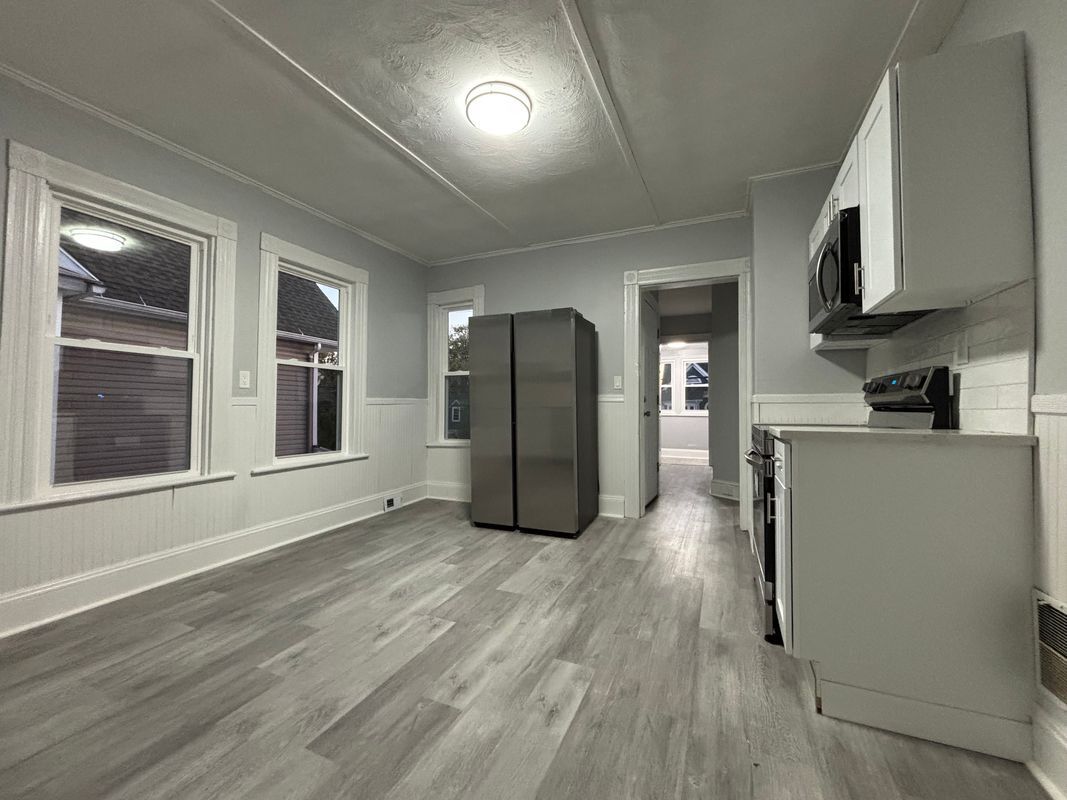 Building Photo - 1158 Howard Ave