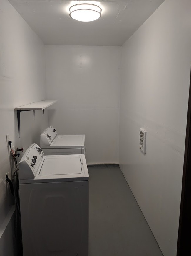 Building Photo - 1505 149th St S