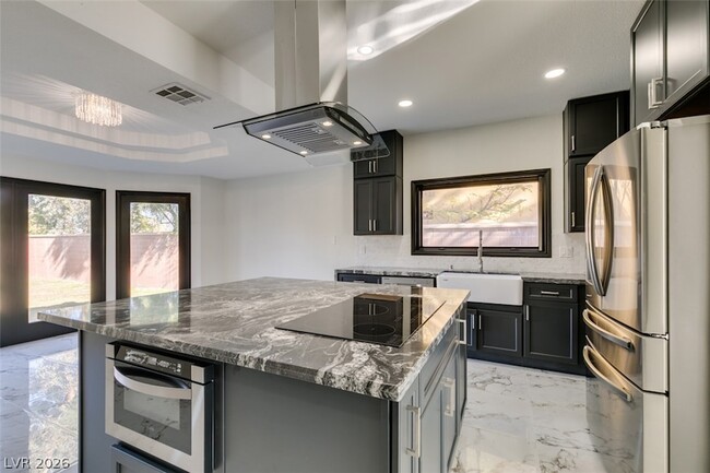 Building Photo - 7040 O'Bannon Dr