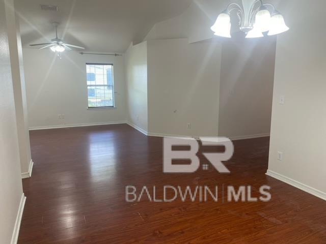 Building Photo - 770 Wedgewood Dr