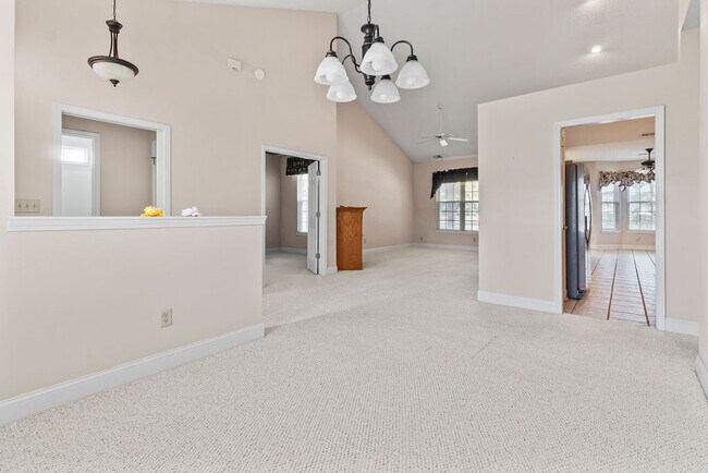 Building Photo - Sand Ridge Home