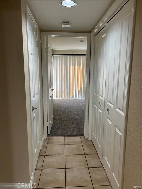 Building Photo - 1030 Vista Del Cerro Dr