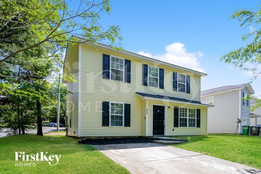 Building Photo - 8723 Sharonbrook Dr