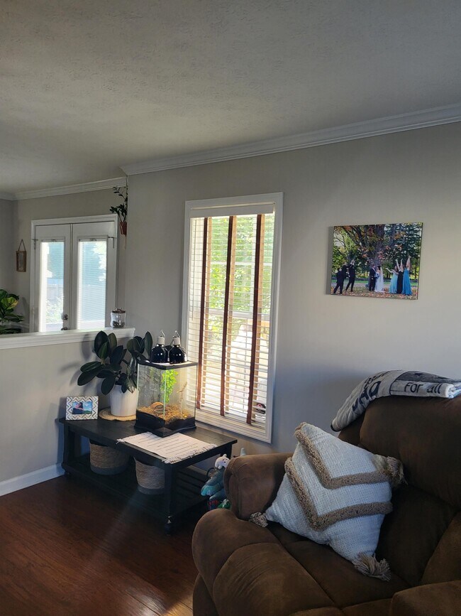 Building Photo - 220 Newport Drive