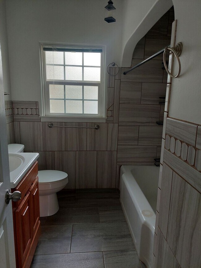 Building Photo - Beautiful RANCH HOME  Rental