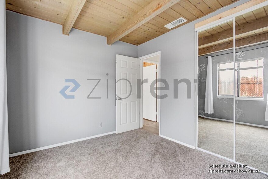 Building Photo - 160 Arcade Blvd