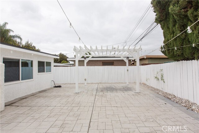 Building Photo - 9703 Lanett Ave