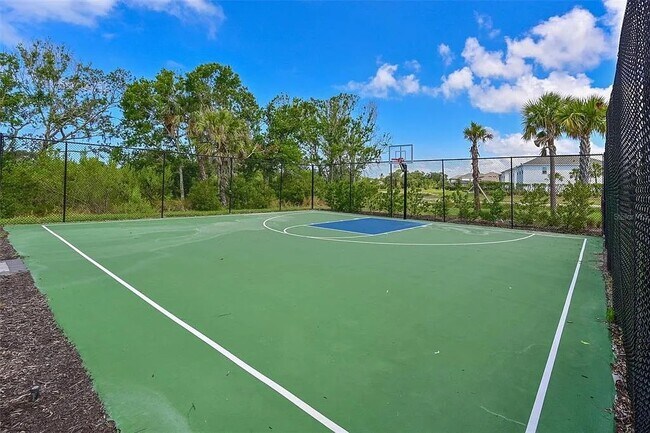 Building Photo - 15077 Shady Palms Ln