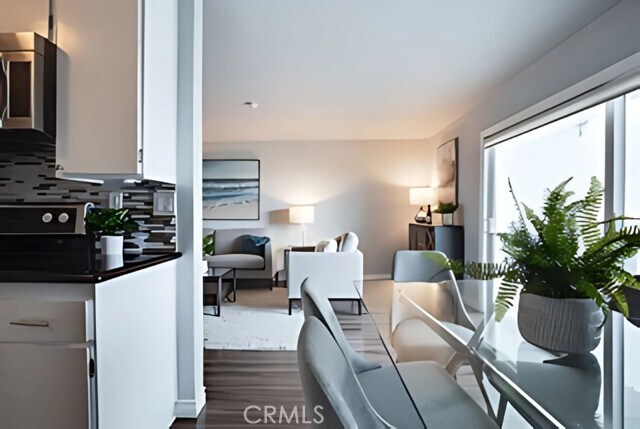 Building Photo - 630 The Vlg