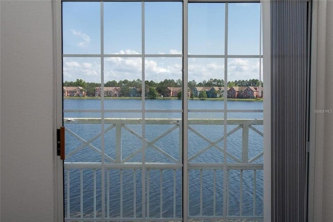 Building Photo - 9704 Lake Chase Island Way