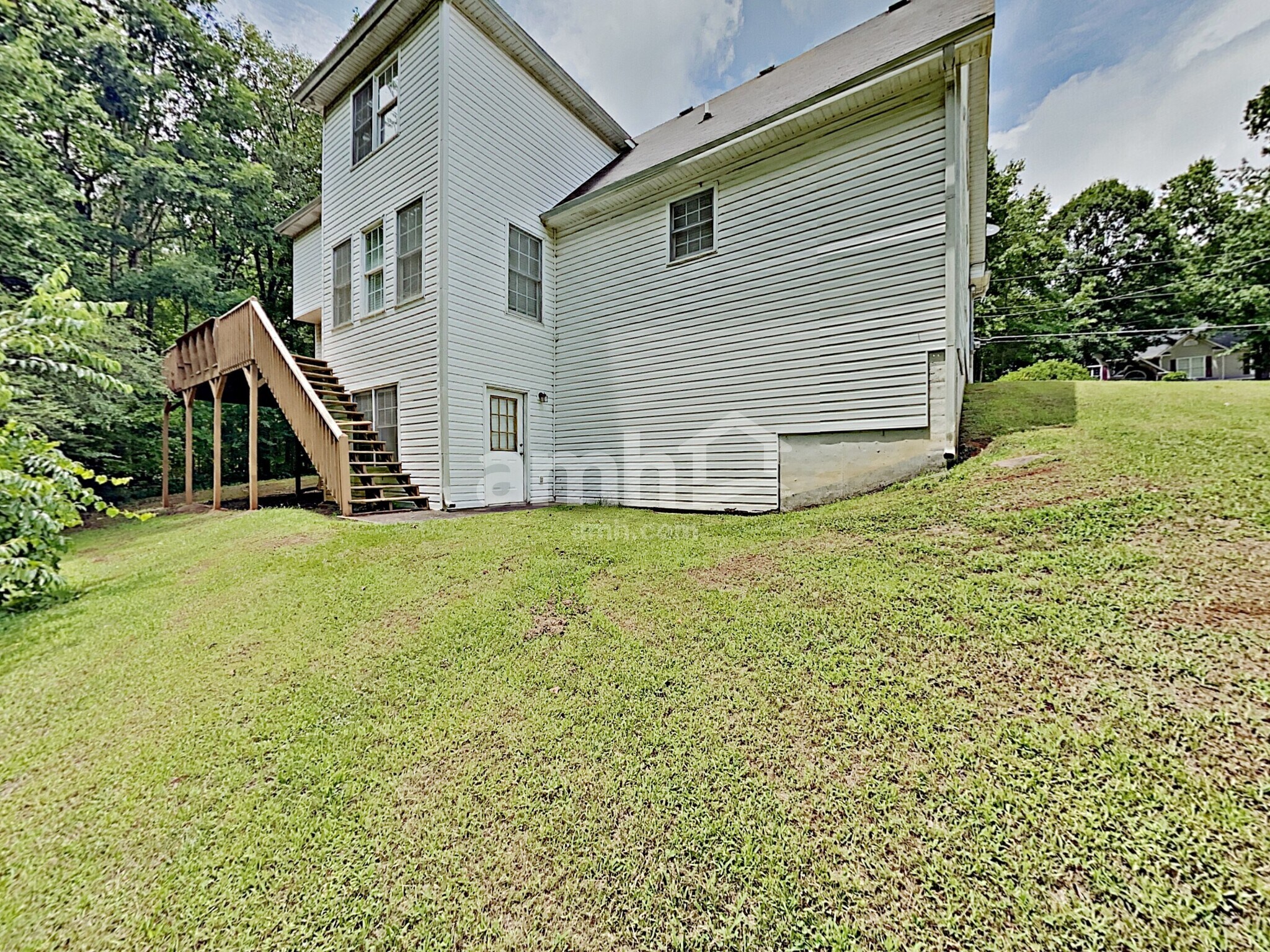 Building Photo - 20 Wisteria Woods