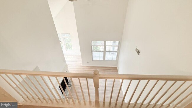 Building Photo - 46628 Drysdale Terrace