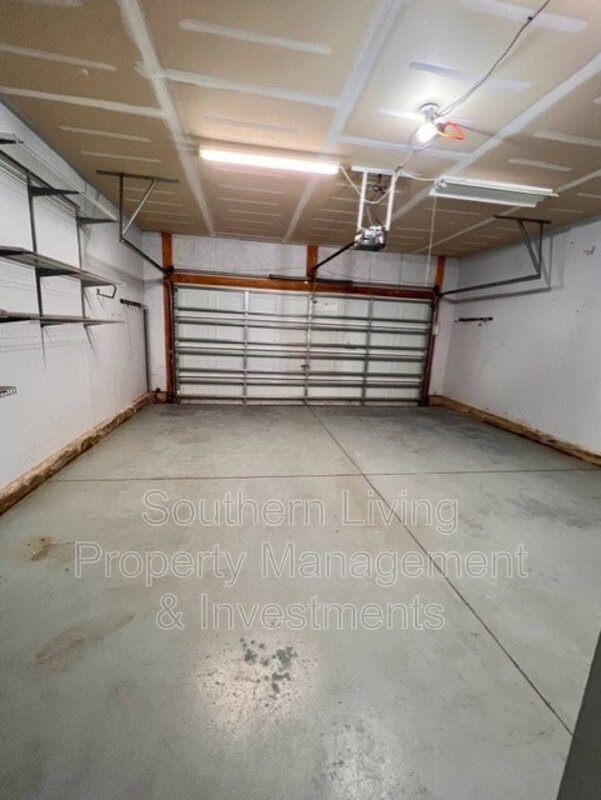 Building Photo - 11840 Royal Castle Ct