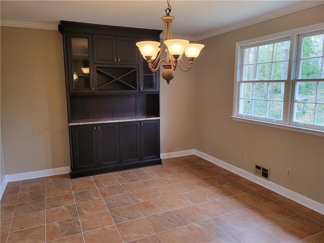 Building Photo - 3232 Woodlynne Way