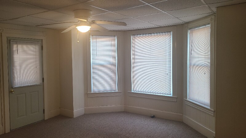 Building Photo - 210 E Pine St