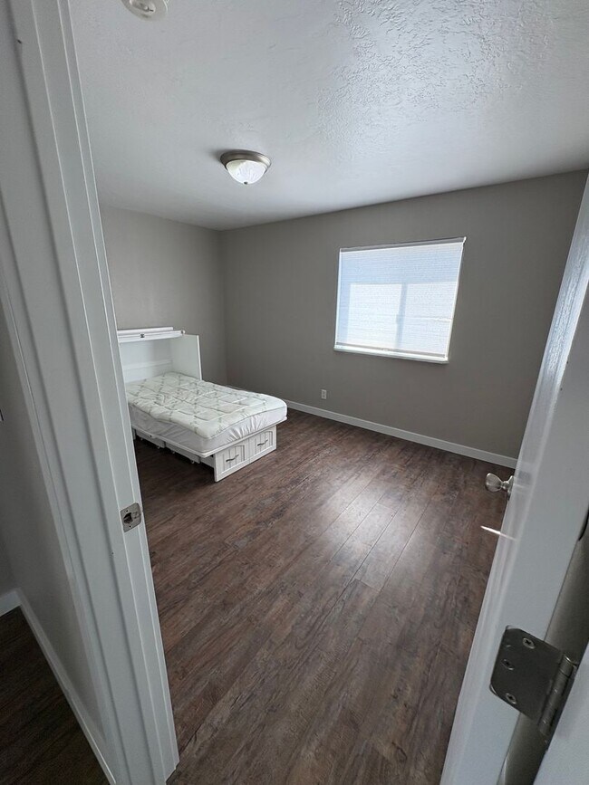 Building Photo - 13477 Rd 13 NW