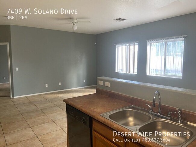 Building Photo - 3 bed 2 bath home near 75th Ave & Camelback