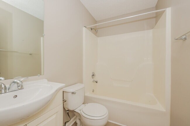 Building Photo - 5100 Brookstone Ct