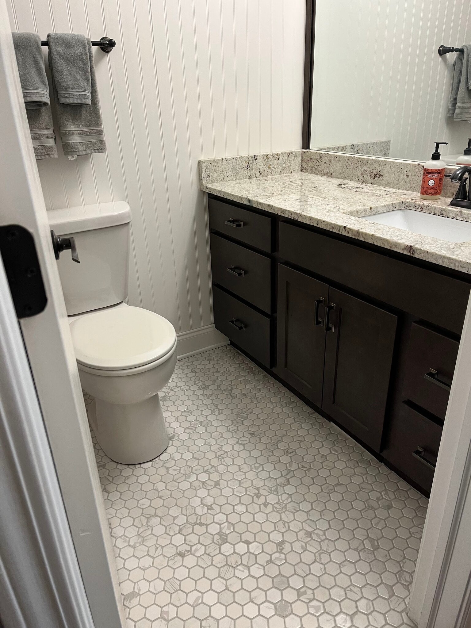 bathroom - 1233 Ballantrae Pl