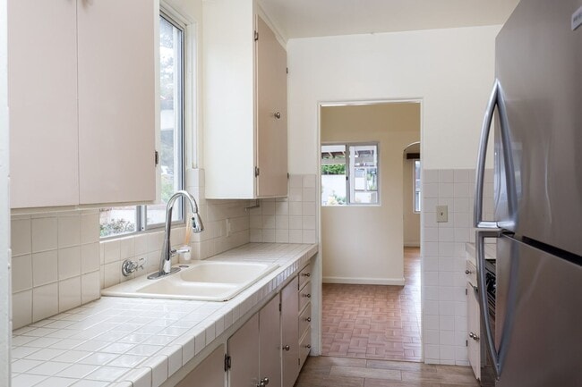 Building Photo - Spanish Coastal Charmer with Ocean Views -- Walk to the Beach