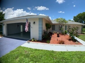 Building Photo - 1342 Torreya Cir