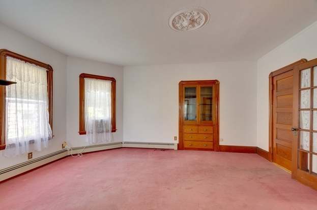 Building Photo - 48 Seaver St
