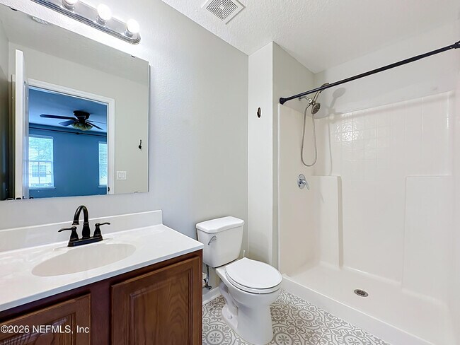 Building Photo - 8224 Halls Hammock Ct