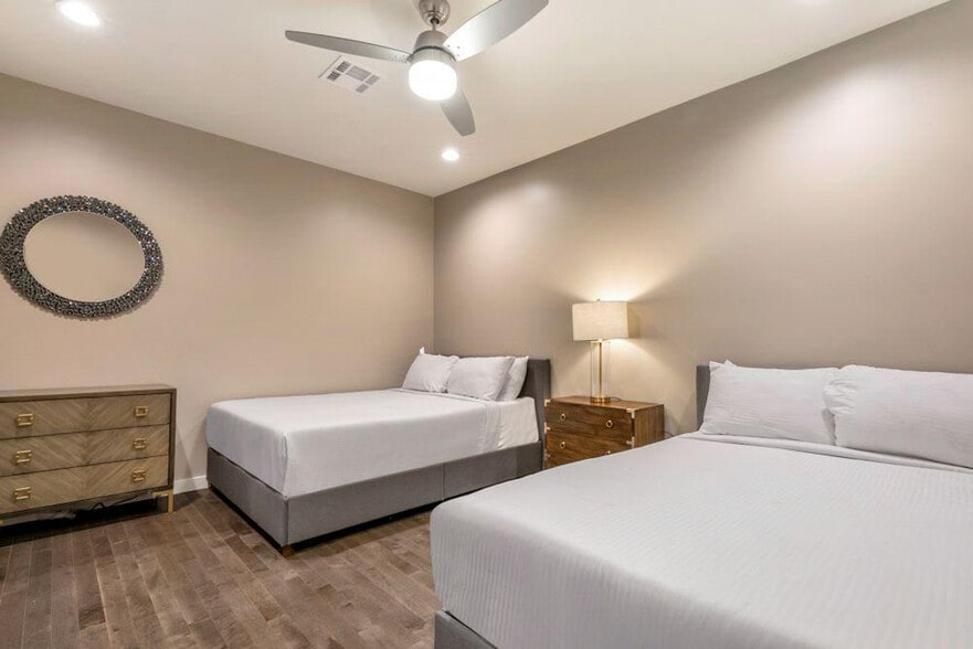 Building Photo - 3737 Bienville Ave