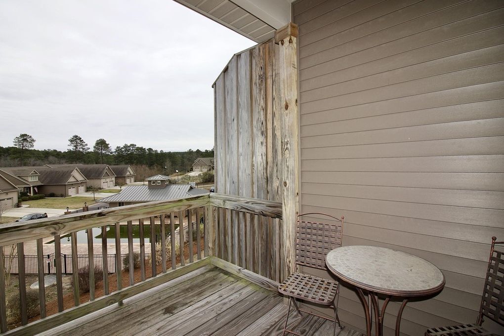 Building Photo - 45 Cypress Cir