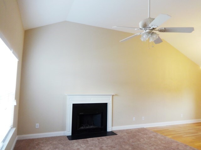 Building Photo - 425 Equinox Cir