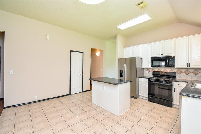 Building Photo - 11743 Berkway Trail
