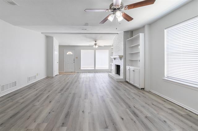 Building Photo - 14215 Haymeadow Dr