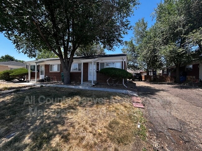 Building Photo - 71 Del Mar Cir