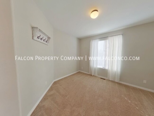 Building Photo - 10726 Maroon Peak Wy