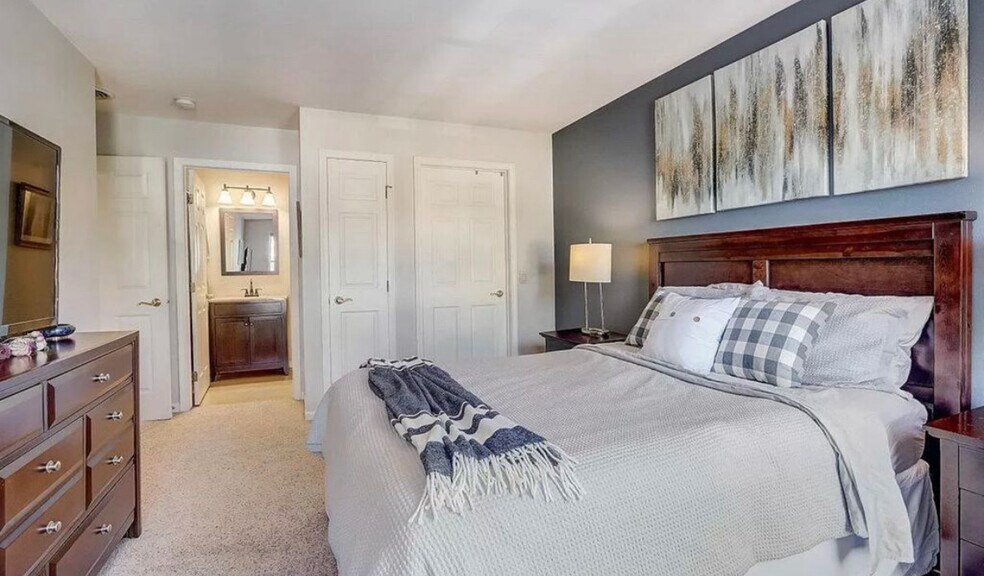 Building Photo - 2851 Holborn Cir